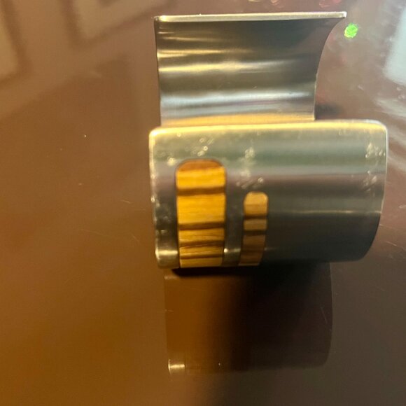 TiVi Artesian Cuff Bracelet - Picture 2 of 4